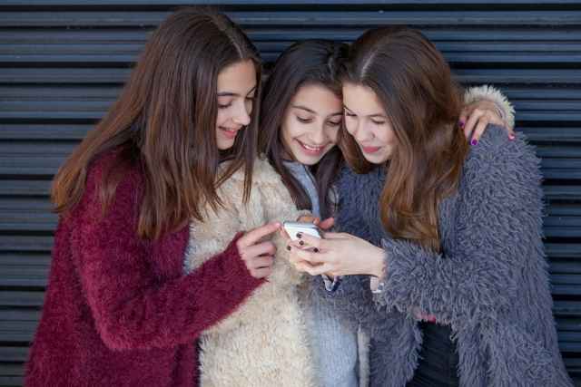 Το SMS της εβδομάδας 24-30/10/2016 για κάθε ζώδιο. Πάρε το δικό σου!